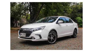 BYD Qin Plug-in Hybrid (2015)