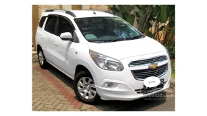 Chevrolet Spin 1.5L LTZ AT (2015)