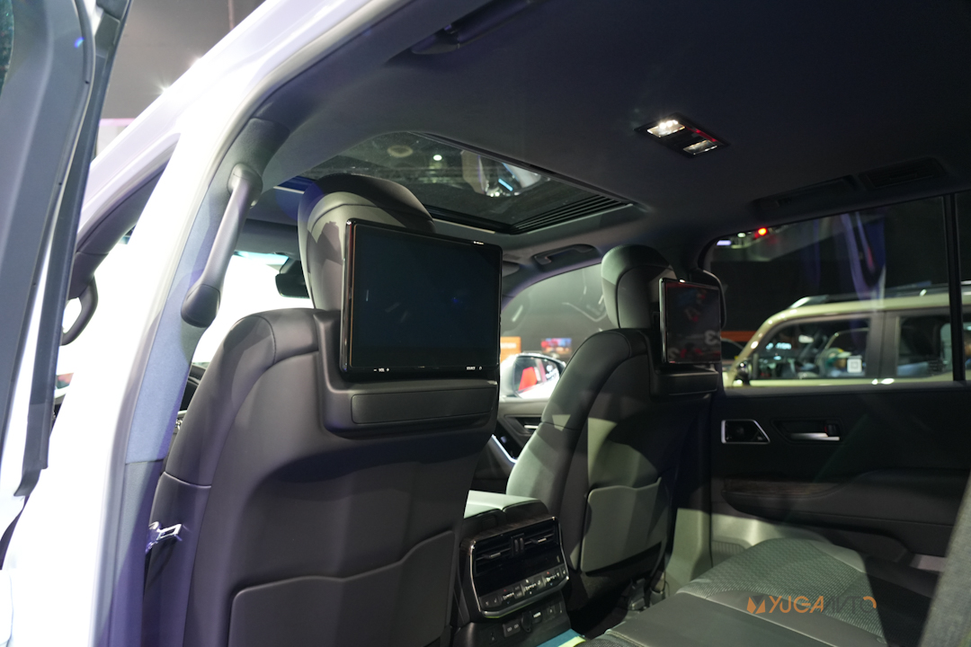 Toyota Land Cruiser 300 HEV / LC300 HEV