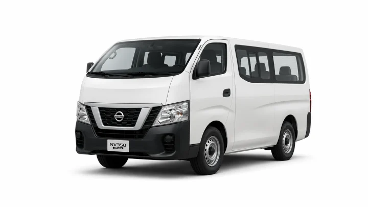 Nissan NV350 Urvan Standard M/T (2018)