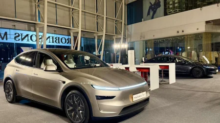 Tesla Display and Test-drive Robinsons Magnolia