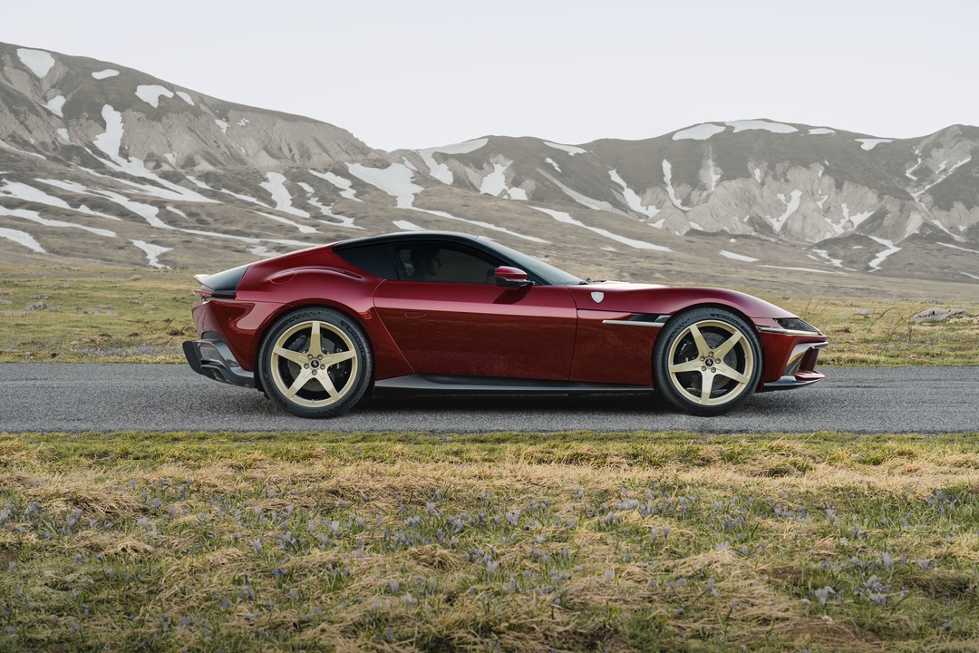 Ferrari 12Cilindri Manuale