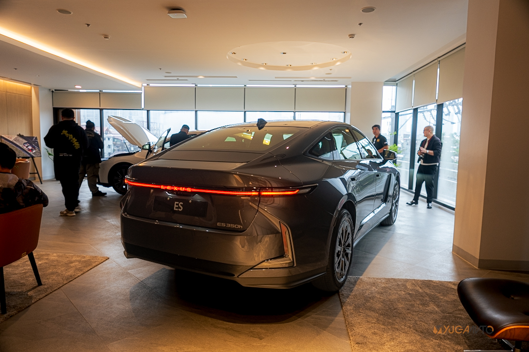 Lexus ES Philippines Launch
