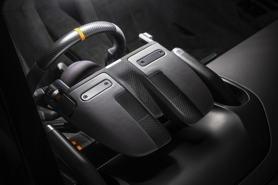McLaren McL 6GT